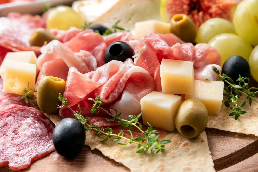 Chuẩn bị những gì để có set Cold Cuts chuẩn vị Âu?